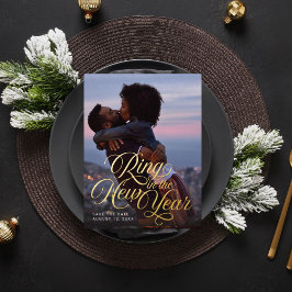 リングや輪の新年の写真の保存日付 箔シーズンポストカード