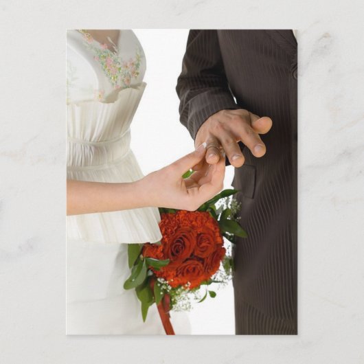 リングや輪を指に置く ポストカード (正面)