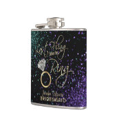 リングや輪前の最後の飛行 – ティール(緑がかった色)と紫 フラスク (左)