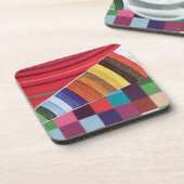 リング、円、およびミニコラージュのチェック コースター (左側)