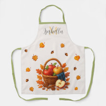 リンゴとが入った秋離れの収穫籠