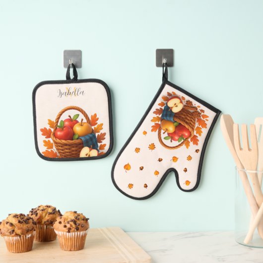 リンゴとが入った秋離れの収穫籠 鍋つかみ&鍋敷きセット (インサイチュ (吊り下げ))