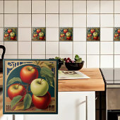 リンゴの収穫 タイル