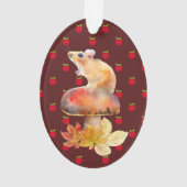 リンゴの赤いキノコのかわいいネズミ オーナメント (裏面)