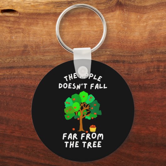 リンゴは木の秋ファミリーから遠くないおもしろい キーホルダー (正面)