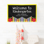 リンゴ色の幼稚園の鉛筆へようこそ 横断幕 (インサイチュ)