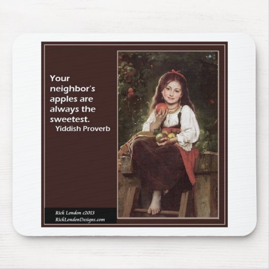 リンゴ&グラフィックに関するYiddishことわざ マウスパッド (正面)