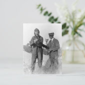 リンドバーグ&ライト – 難破飛行機 ポストカード (スタンド正面)