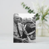 リンドン・B・ジョンソン大統領はアメリカ軍を歓迎する ポストカード (スタンド正面)