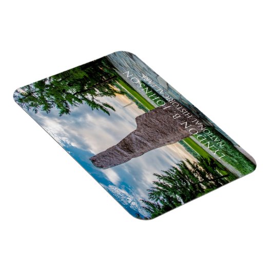 リンドンB.ジョンソンモノリス、メモリアルグローブ マグネット (右側)