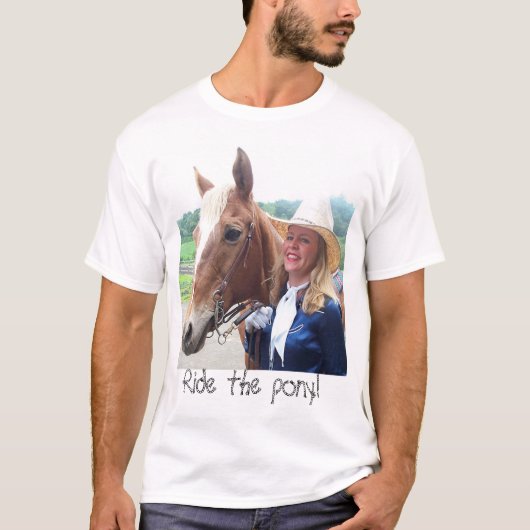 リン及び子猫2 Tシャツ (正面)