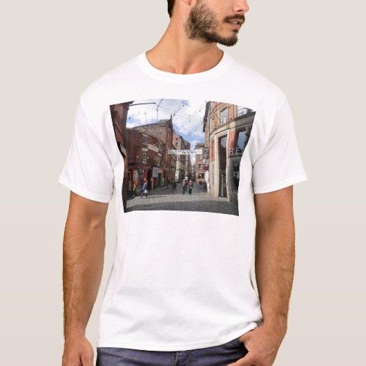 リヴァプールのMathewの通り Tシャツ (正面)