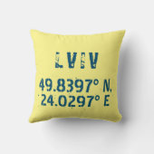 リヴィウ ウクライナ 緯度 & 経度  distressed   クッション (裏面)