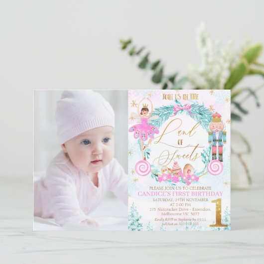 リースくるみ割りランド・オブ・スイーツフォト誕生日 招待状 (スタンド正面)