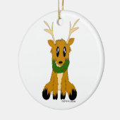 リースのオーナメントを持つ休日のクリスマスのトナカイ セラミックオーナメント (左)
