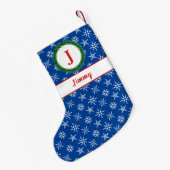 リースモノグラムあなたの名前ブルー&ホワイトスノーフレーク スモールクリスマスストッキング (裏面 (吊り時))