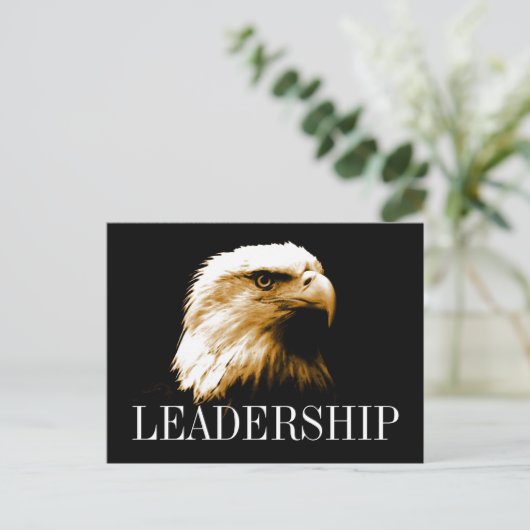 リーダーシップやる気を起こさせるBald Eagleポストカード ポストカード (スタンド正面)