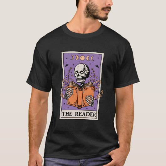 リーダータロットカード スケルトン 読書 本好きな人へ Tシャツ (正面)