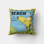 リーチトゥニューハイツキリン クッション (裏面)