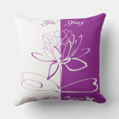 リーヒラーデザインロゴアクセントWhite Violet クッション (裏面)