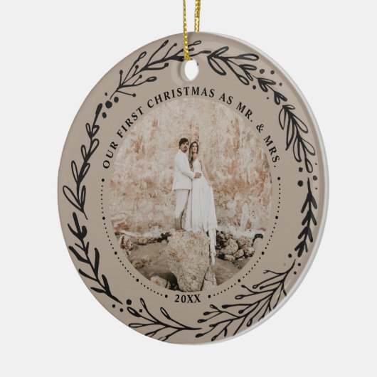 リーフィーリース氏ファースト・クリスマス結婚した夫人 セラミックオーナメント (左)