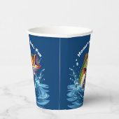 リールに引っ掛けられた魚おもしろい 紙コップ (右)