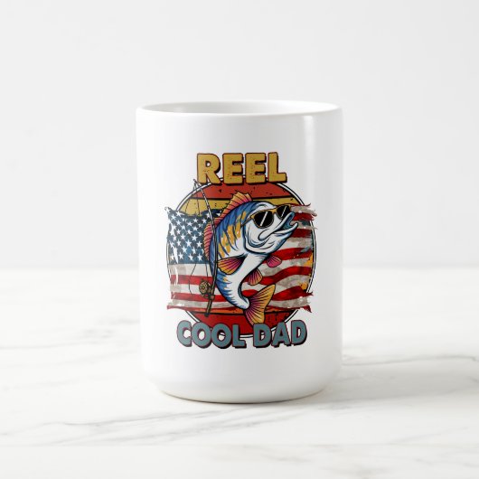 リールクールパパ:愛国的魚釣りおもしろい コーヒーマグカップ (中央)