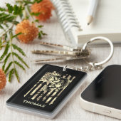 リールパーソナライズされたパパカッコいい迷彩旗魚釣り キーホルダー (正面右)