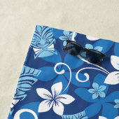 ルアウ（ハワイ式宴会）タイキ模様（明るい青） ビーチタオル (インサイチュ)