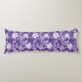 ルアウ（ハワイ式宴会）チキ模様（紫） ボディピロー (正面)