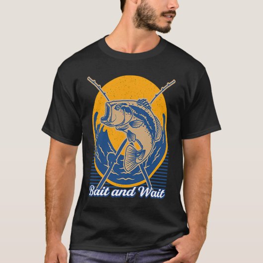 ルアーと待ち伏せ 釣り 狩猟 釣り人 ハンター 湖 Tシャツ (正面)
