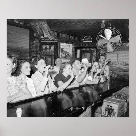 ルイジアナのバーで飲む人々、1938年。ヴィンテージ写真 ポスター (正面)