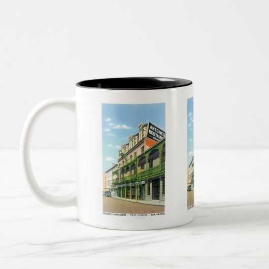 ルイジアナ州ニューオーリンズにあるアントワーヌのレストラン ツートーンマグカップ (左)