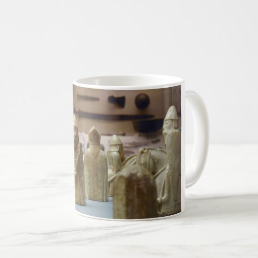 ルイスのchessmenのコーヒー・マグ コーヒーマグカップ (正面右)