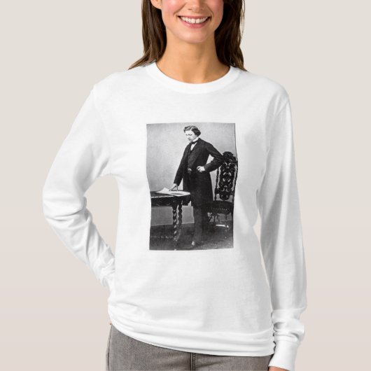 ルイス・キャロルは29を老化させました Tシャツ (正面)