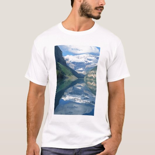 ルイーズ湖、バンフ国立公園、アルバータ州 Tシャツ (正面)