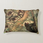 ルイ・サージェントによる赤い顔のクモの巣窟 アクセントクッション (裏面)