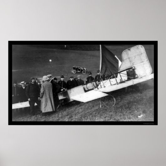 ルイ・ブレリオが1909年ドーバーに飛行機を着陸 ポスター (正面)