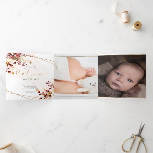 ルウイルドゥオレンジフィーイラージアクアレルバプテメ 三つ折り招待状 (内部)