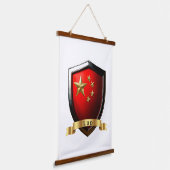 ルオ中国国家遺産盾 吊り下げ型タペストリー (傾斜あり)