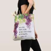 ルカ5:37古いワインキンズの聖句に新しいワイン トートバッグ (クローズアップ)