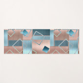 ルクセ抽象芸術 |赤面バラ金ゴールドとティール(緑がかった色)幾何学的 ヨガマット (正面(横))