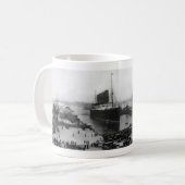 ルシタニアは着きます マグカップ (正面左)