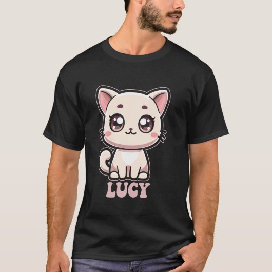 ルシーの名前にぴったりなキュートな子猫のデザイン ルーシー Tシャツ (正面)