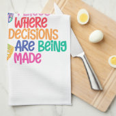 ルスバダーギンズバーグの女性は全ての場所に属している キッチンタオル (四つ折り)