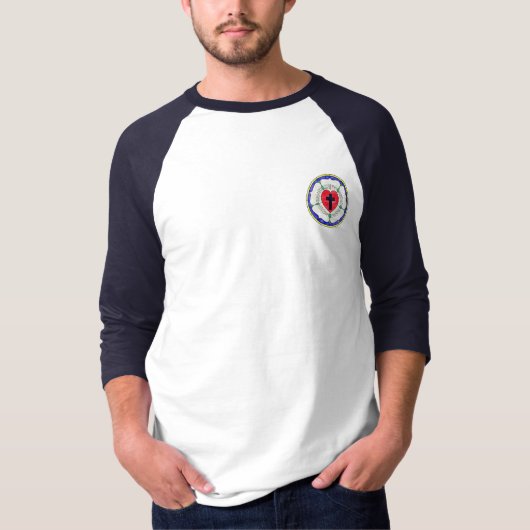 ルターのバラ ステンドグラス Tシャツ (正面)