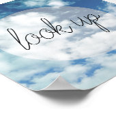 ルックアップブルースカイ感動的引用文文字 ポスター (角)