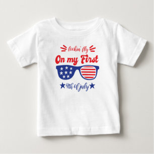 ルックインフライオンマイファースト7月4日 ベビーTシャツ