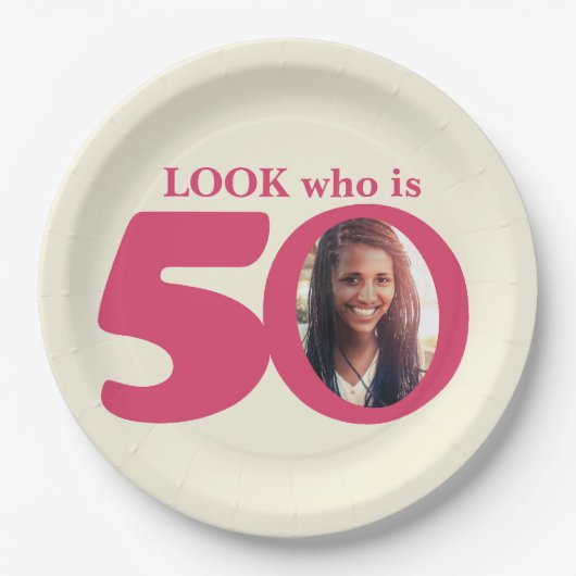 ルック50th誕生日フォトクリームピンク紙プレート ペーパープレート (正面)