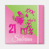 ルック・ウォー・アズ・ザ・21 | 00番目の誕生日 – ピンクと緑 マグネット (正面)